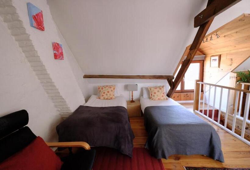 4인용 스탠다드 룸, Collier S B&b