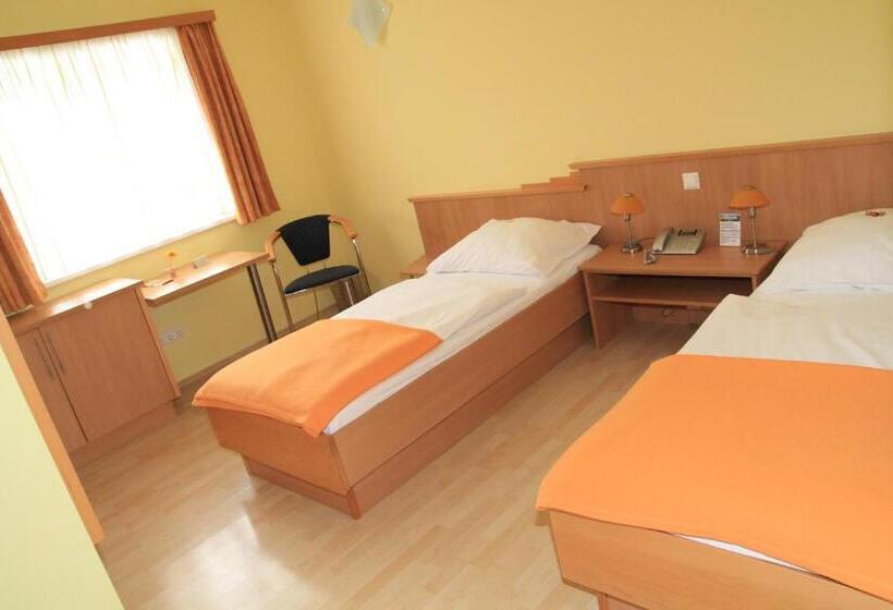 اتاق استاندارد, Highway   Bed & Breakfast