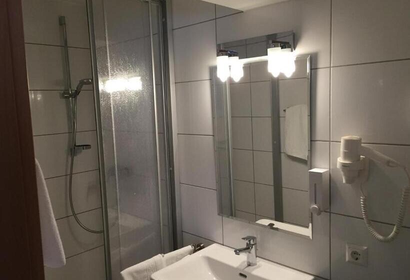 Семейный Номер, Highway   Bed & Breakfast