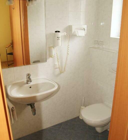 اتاق استاندارد یک نفره, Highway   Bed & Breakfast