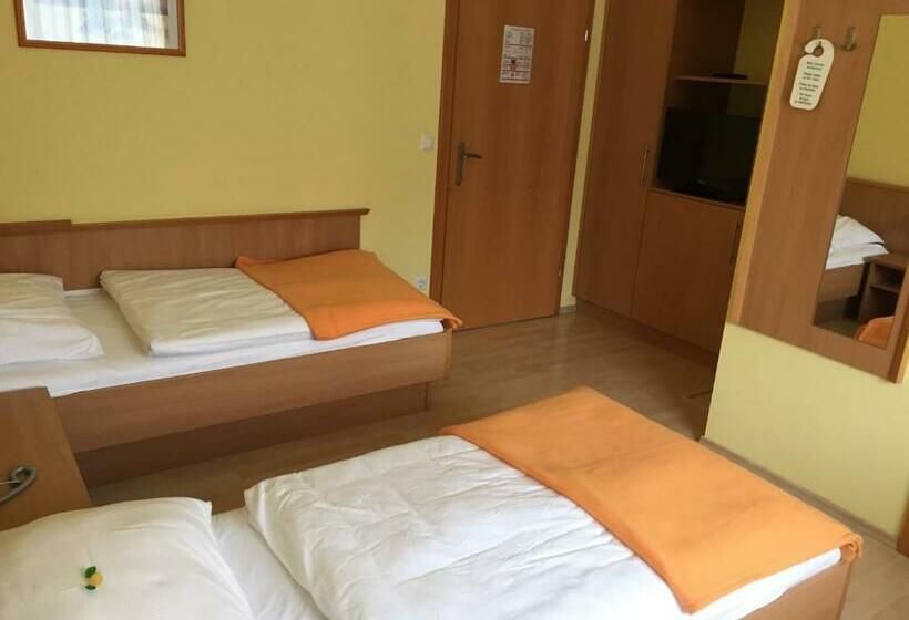 اتاق استاندارد, Highway   Bed & Breakfast