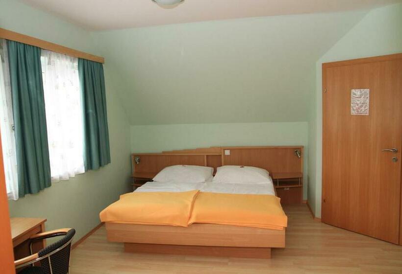 Номер Стандарт Индивидуальный, Highway   Bed & Breakfast