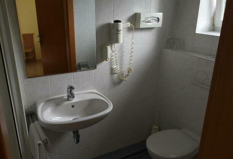 اتاق استاندارد یک نفره, Highway   Bed & Breakfast