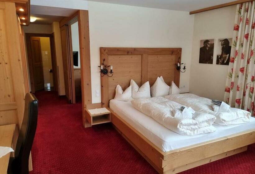 Family Suite, Acerina Superior