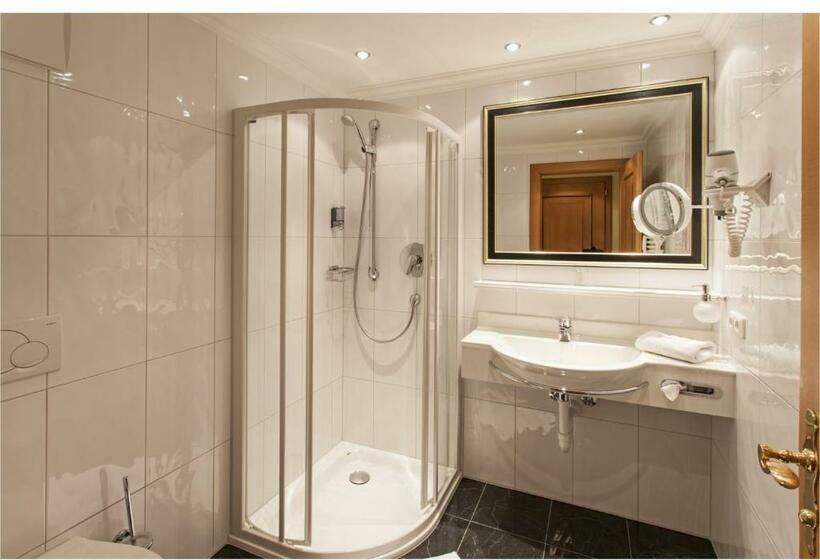 Номер Стандарт, Acerina Superior