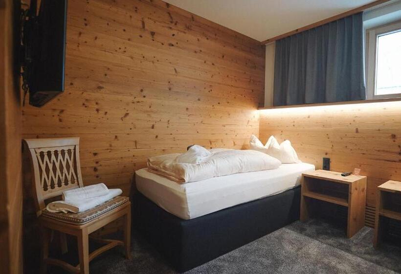 Номер Стандарт, Acerina Superior