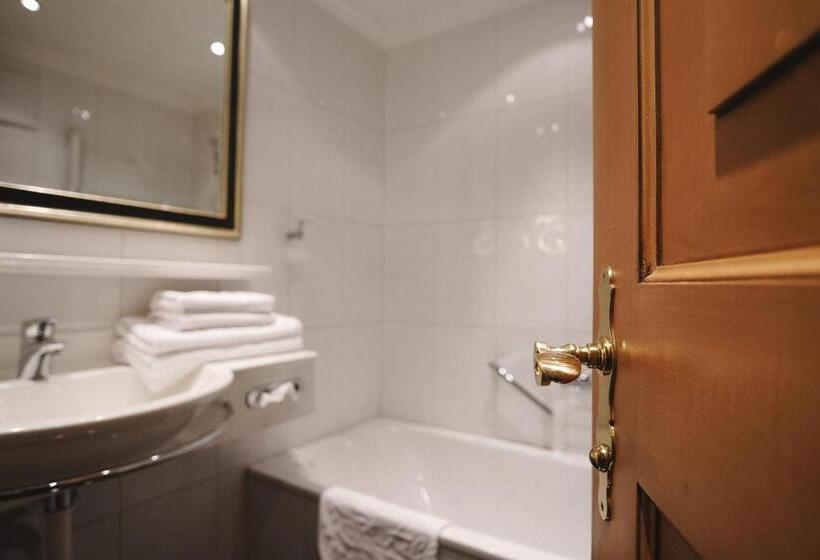 Номер Стандарт, Acerina Superior