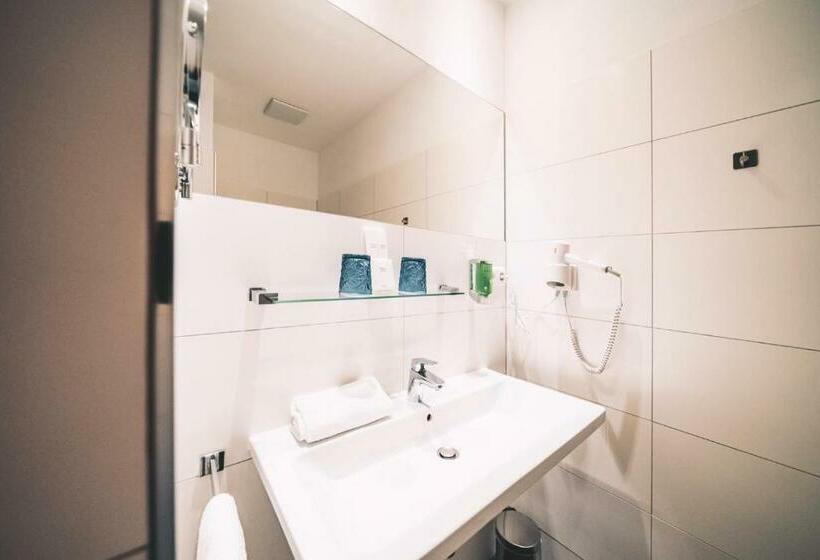 סוויטת ג'וניור, Aktivhotel Wildschütz