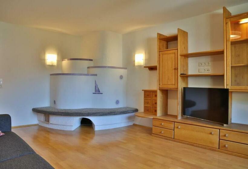 침실 1개 발코니 아파트, Alp Larain B&b