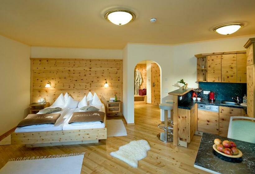 패밀리 스위트, Grizzly Sport & Motorrad Resort