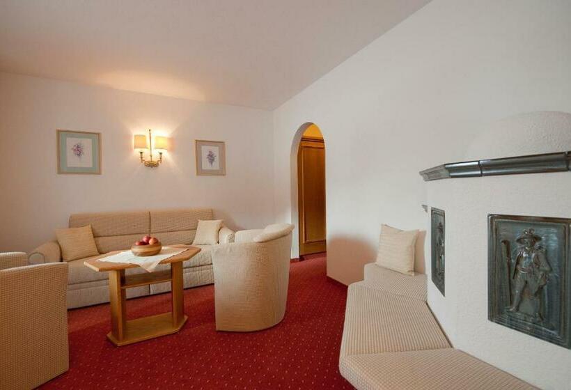 Люкс с Балконом, Jagdhof Bed & Breakfast