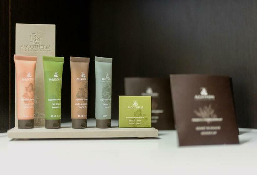 컴포트 트리플 룸, M3