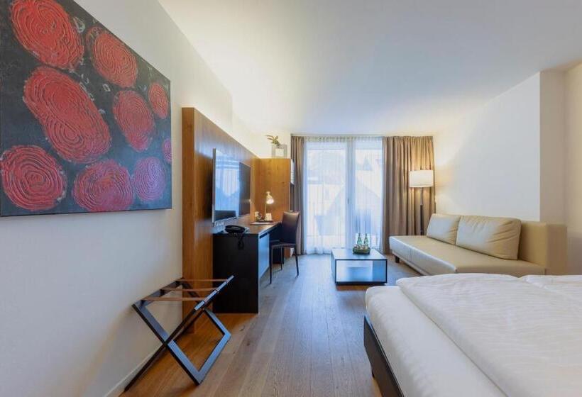 수피리어 트리플 룸, M3