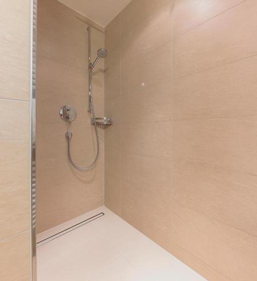 수피리어 트리플 룸, M3