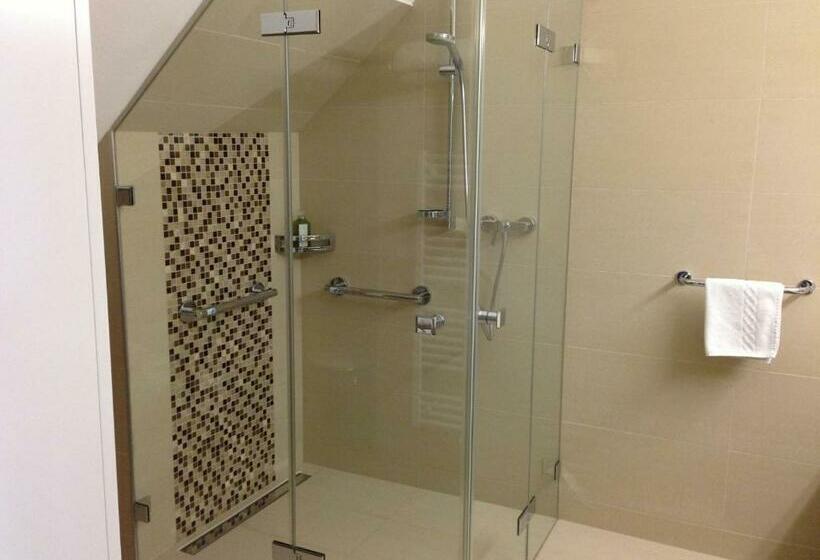 Номер Комфорт, Nationalpark