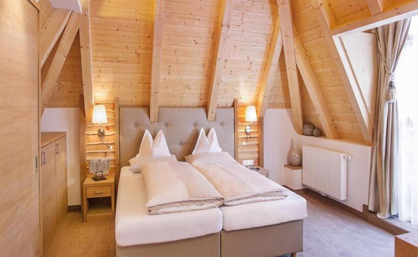 Люкс Повышенной Комфортности, Salnerhof Superior Lifestyle Resort