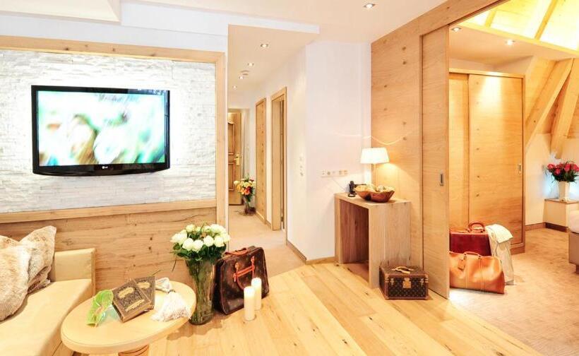 Люкс Повышенной Комфортности, Salnerhof Superior Lifestyle Resort