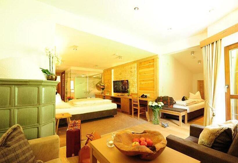 Трехместный Номер Superior, Salnerhof Superior Lifestyle Resort