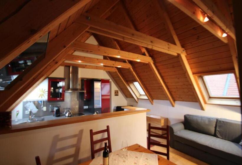 חדר סטודיו סטנדרד, Stoffbauer Gmbh