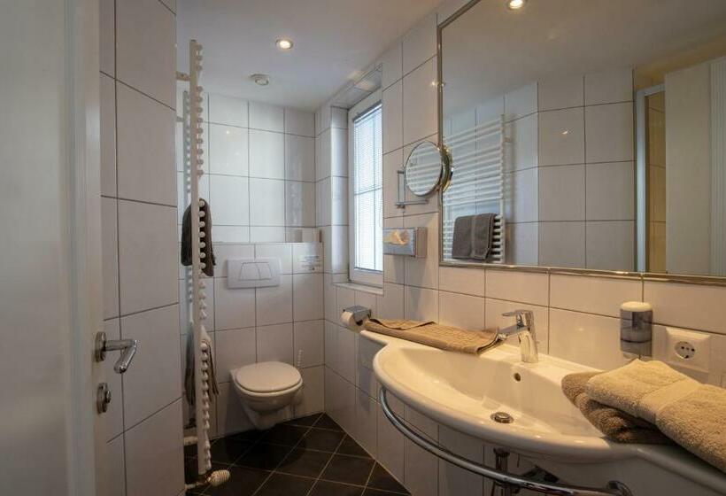 חדר סטנדרט עם מרפסת, The Hotel   Himmlisch Wohlfühlen