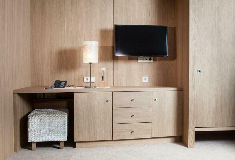 コンフォートルーム, Trofana Alpin