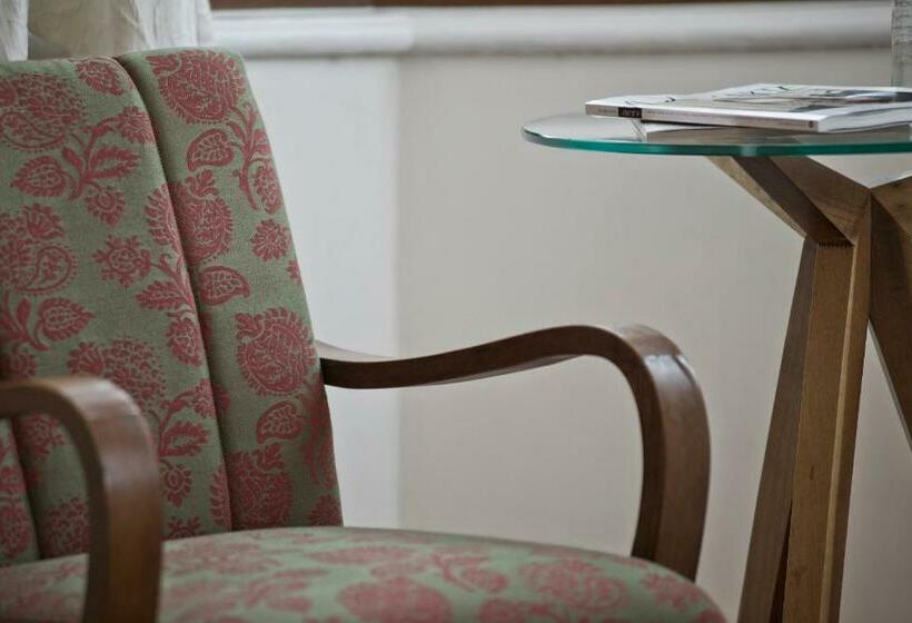 ガーデンビュースタンダードルーム, Unterwirt   Das Kleine Gourmet