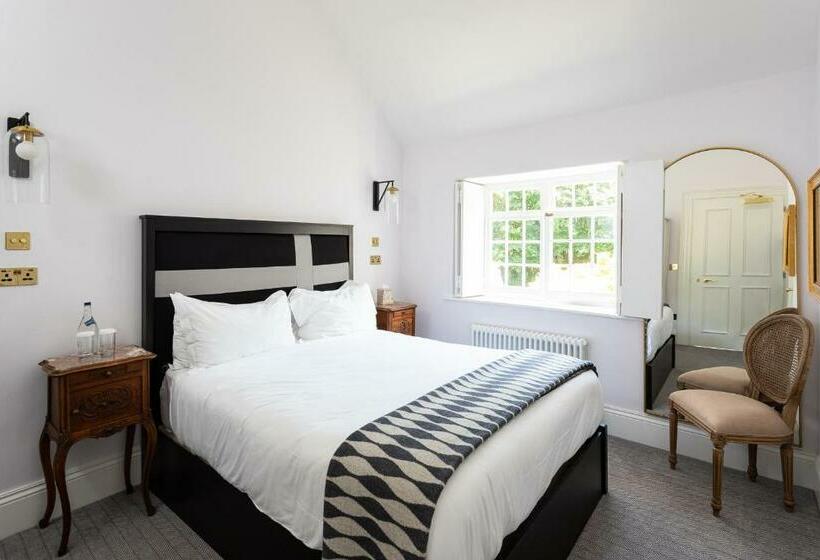 منزل غرفة نوم واحدة, Liss Ard Estate