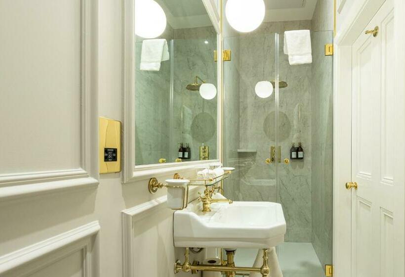 منزل غرفة نوم واحدة, Liss Ard Estate