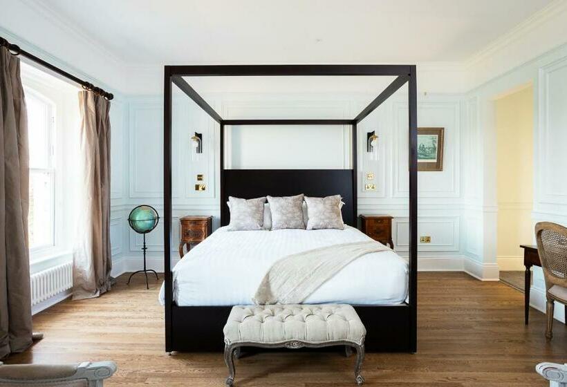 منزل غرفة نوم واحدة, Liss Ard Estate