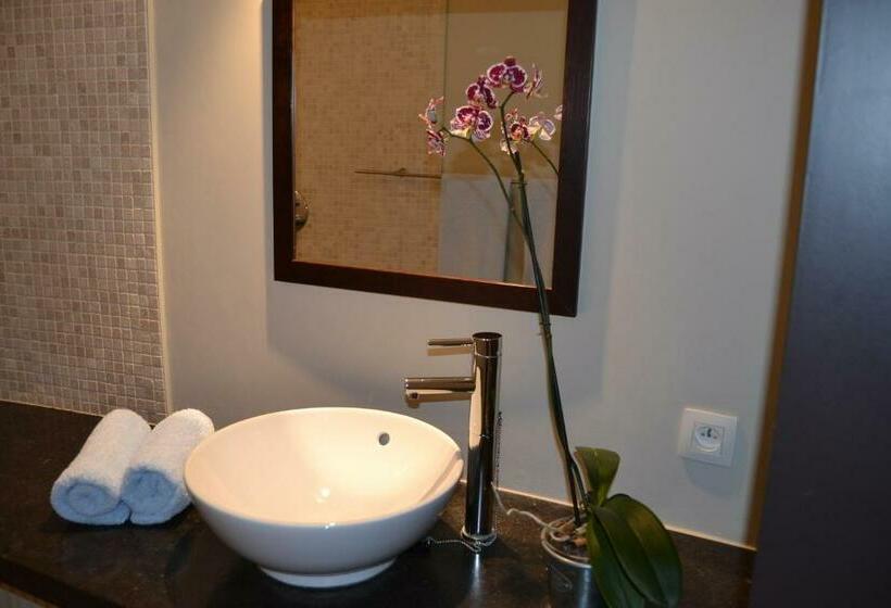 다락방 스탠다드 룸, B&b L Echappée Belle Welness Spa Et Table D Hôtes