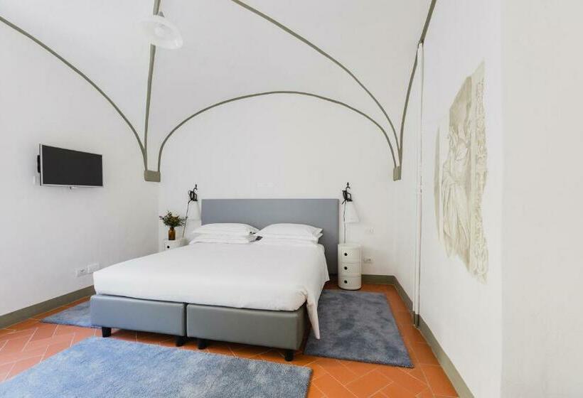 اتاق استاندارد با چشم‌انداز شهر, The Artists' Palace Florence