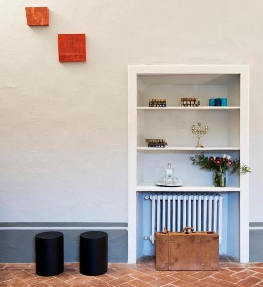 سوییت لوکس, The Artists' Palace Florence