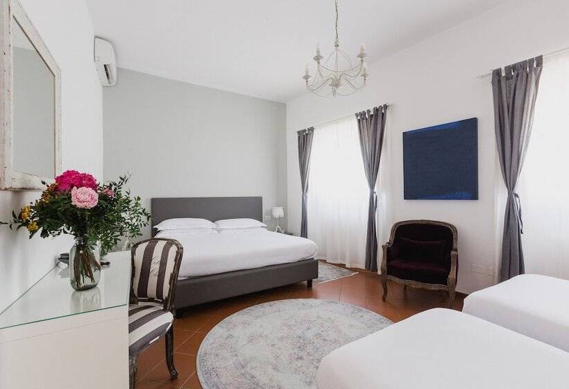 سوییت خانوادگی, The Artists' Palace Florence