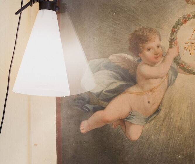 سوییت لوکس, The Artists' Palace Florence