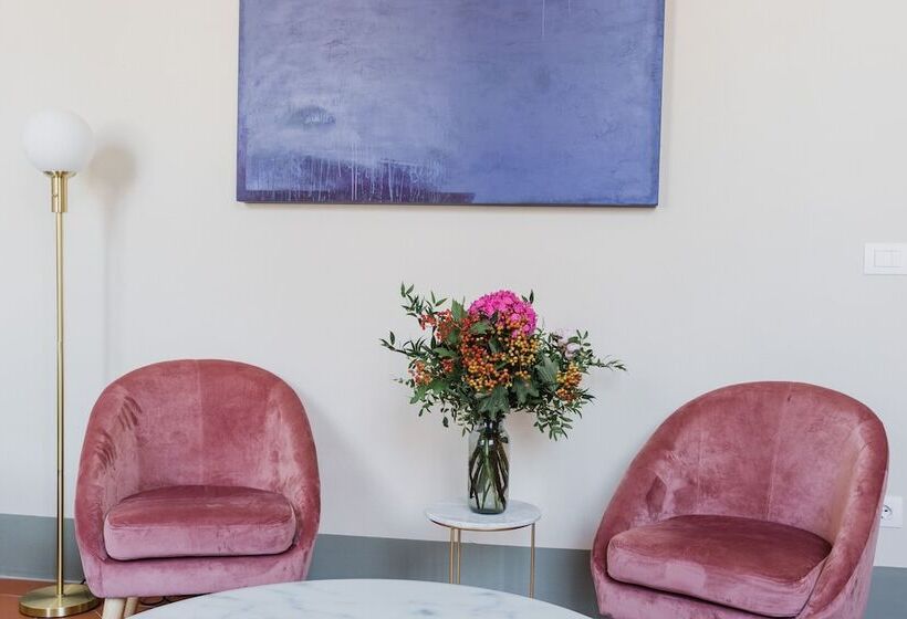 اتاق سوپریور, The Artists' Palace Florence