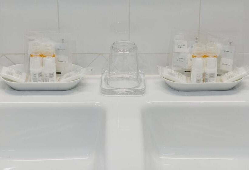 سوییت خانوادگی, The Artists' Palace Florence