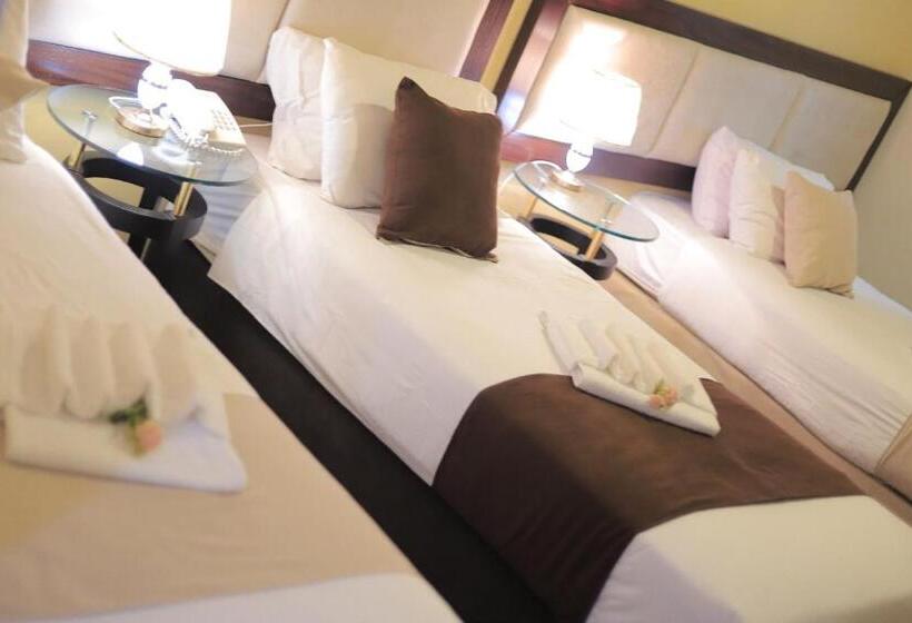 اتاق کلاسیک سه تخته, Al Yasmeen