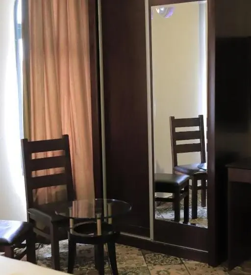 اتاق استاندارد یک نفره, Al Yasmeen