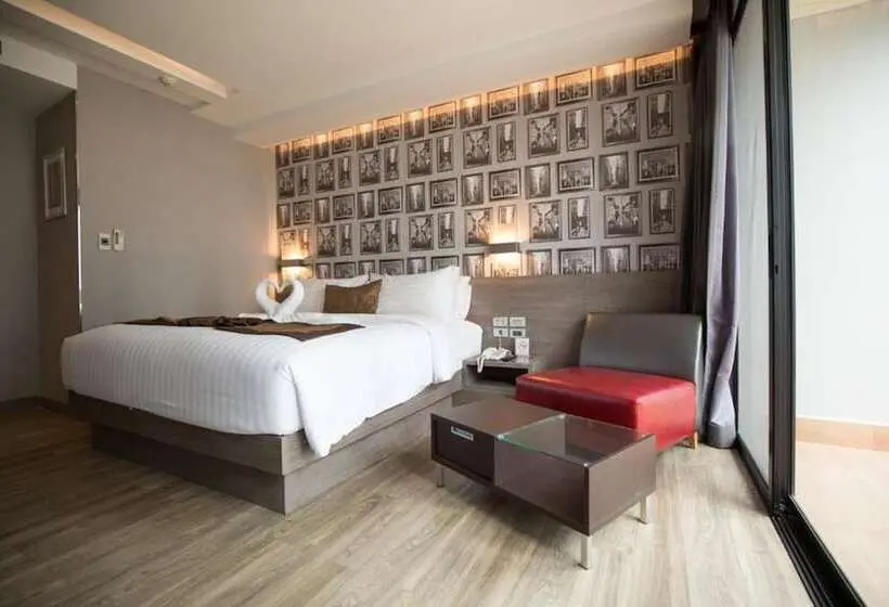 Executive Room