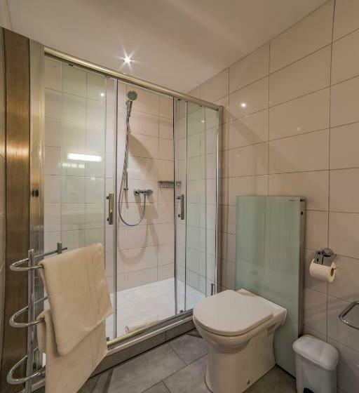 豪华房间, Central