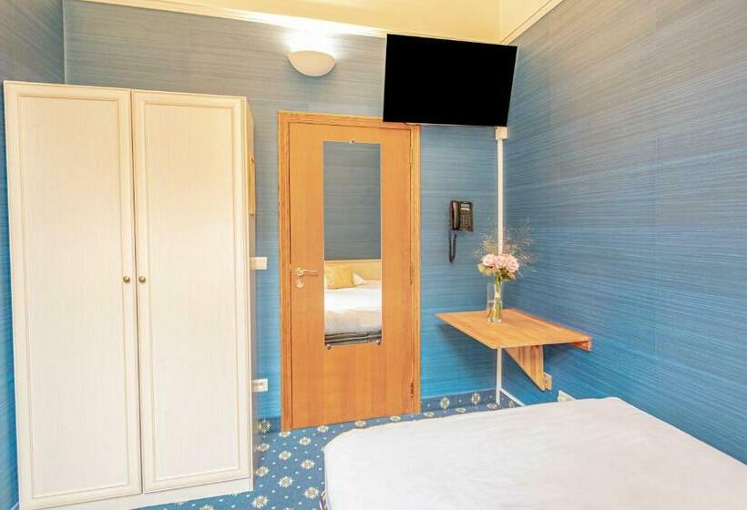 חדר סטנדרט יחיד, Des Comtes Durbuy