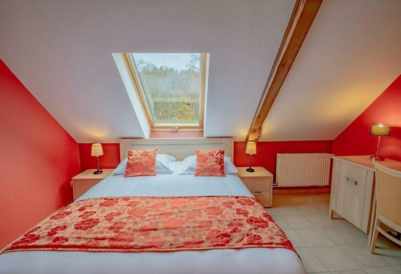 סוויטה משפחתית, Des Comtes Durbuy