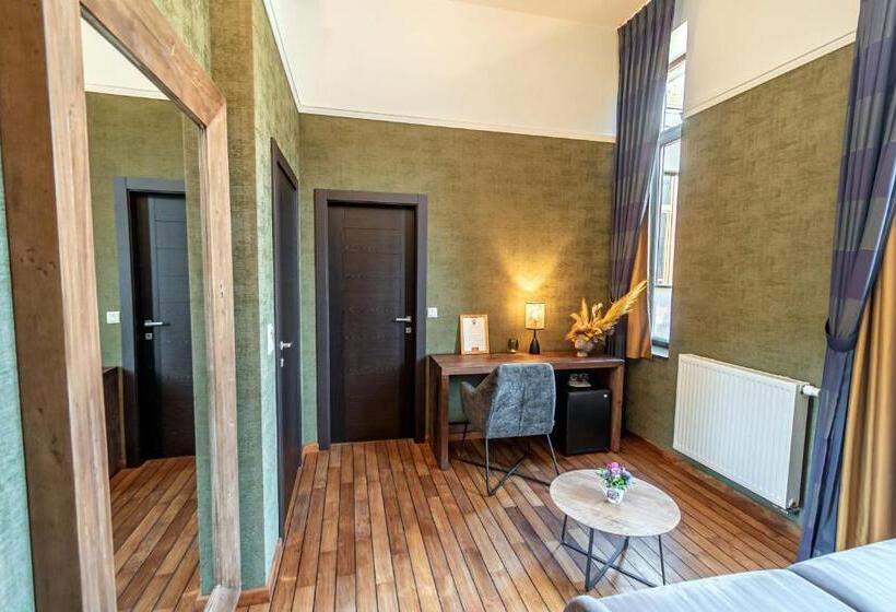 סוויטה, Des Comtes Durbuy