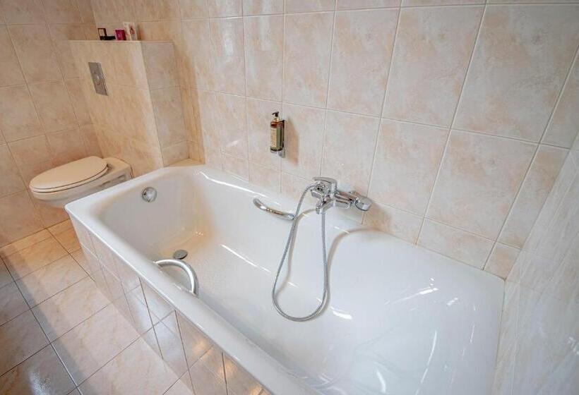 סוויטה עם נוף לנהר, Des Comtes Durbuy