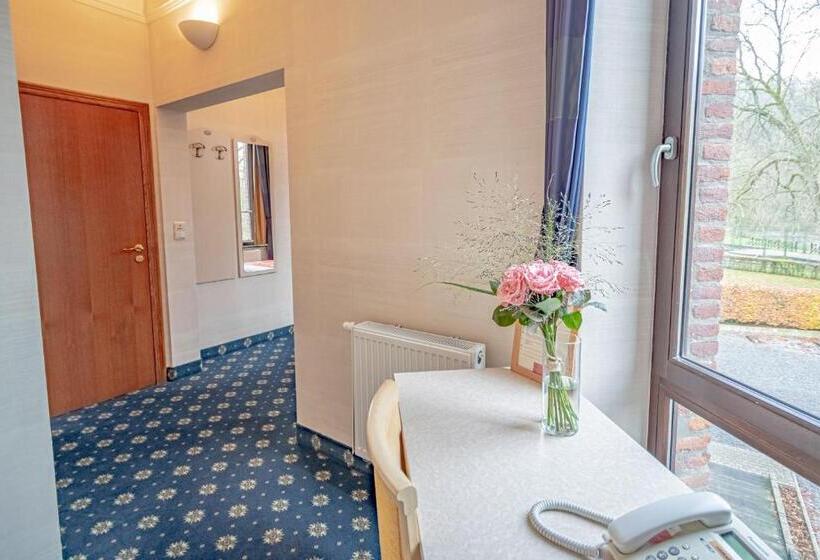 חדר סופריור, Des Comtes Durbuy