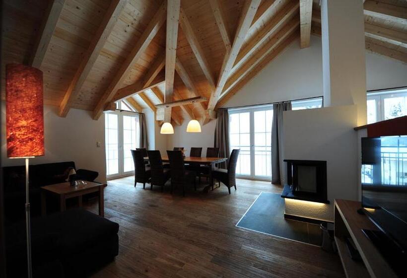 סוויטה, Dorfstadl