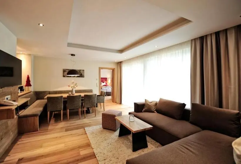 Deluxe-huoneisto 3 Makuuhuonetta, Dorfstadl