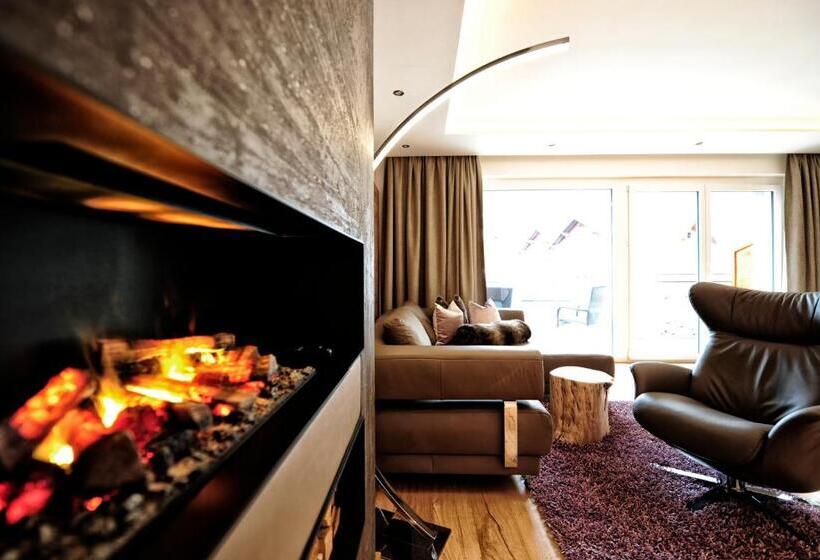 דירת חדר דלוקס, Dorfstadl