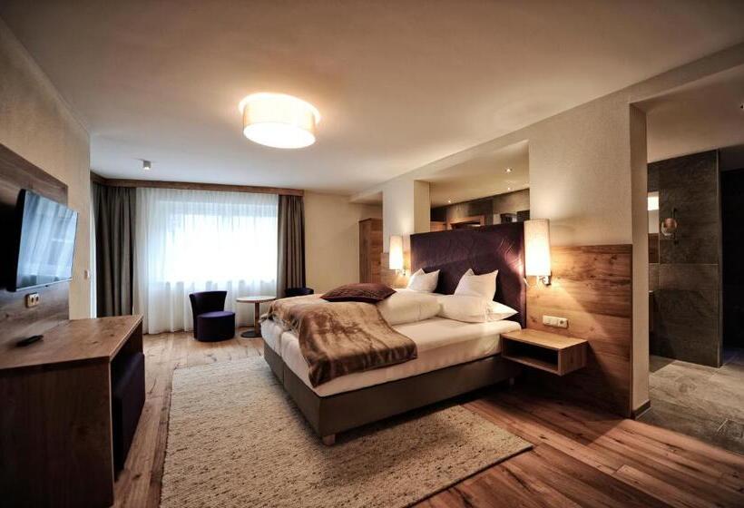 Апартаменты 1 Спальня, Dorfstadl