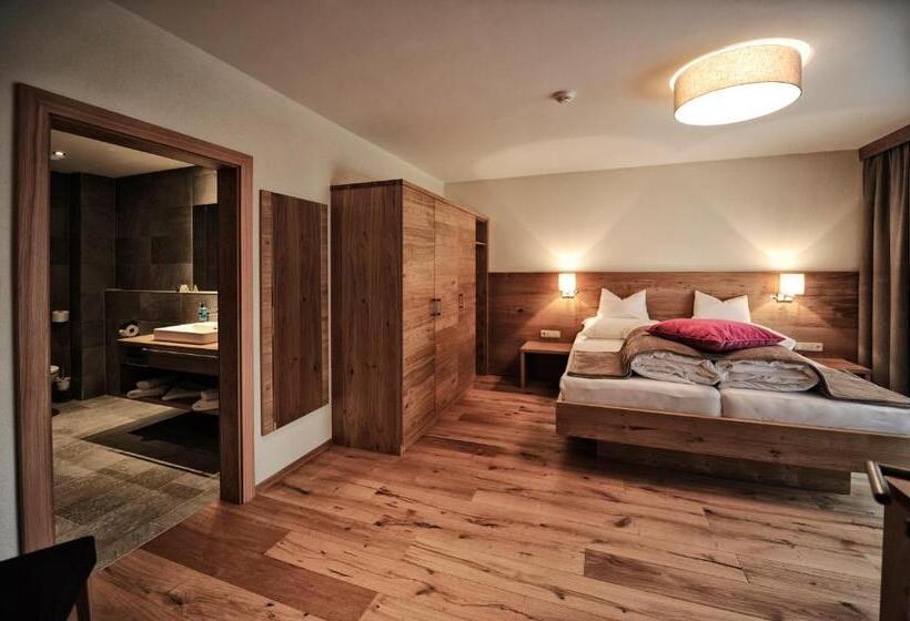 شقة غرفة واحدة, Dorfstadl